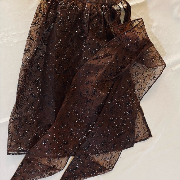 Holiday Sparkling Hostess Apron - Picture 3 of 5